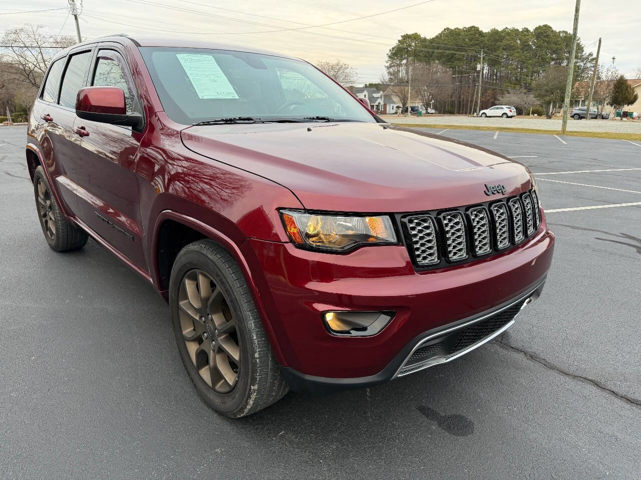 Used 2018 Jeep Grand Cherokee Altitude image 4