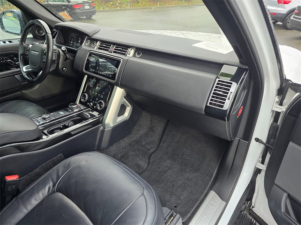 Used 2018 Land Rover Range Rover image 12