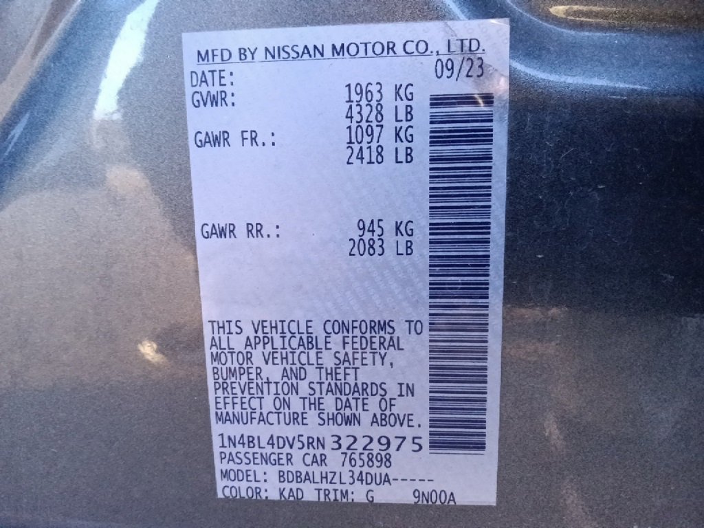 Used 2024 Nissan Altima 2.5 SV image 33