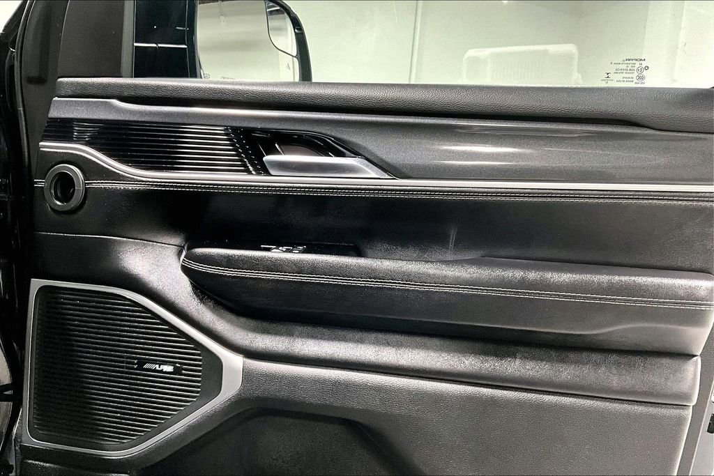 Used 2023 Jeep Wagoneer 4WD w/ Convenience Group I image 22