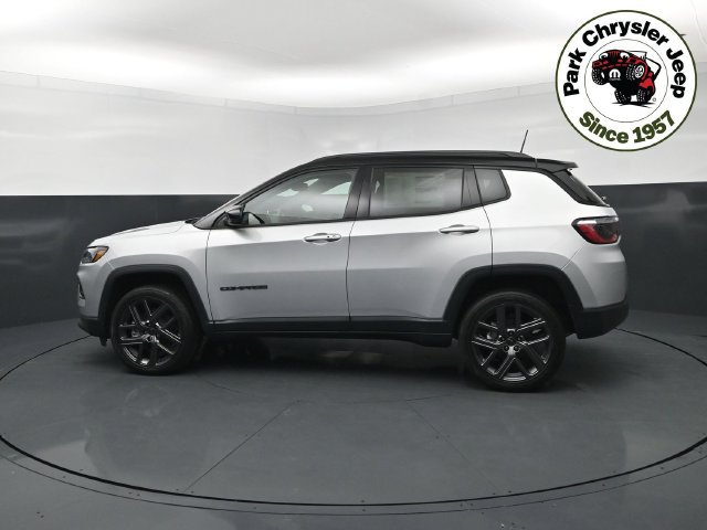 New 2026 Jeep Compass Limited w/ Sun, Sound & Navigation Group AWD/4WD image 3
