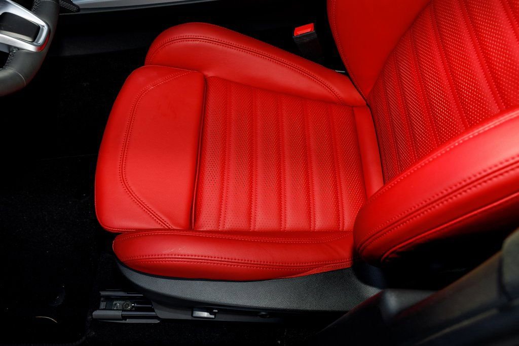 New 2025 Alfa Romeo Stelvio Sprint image 18