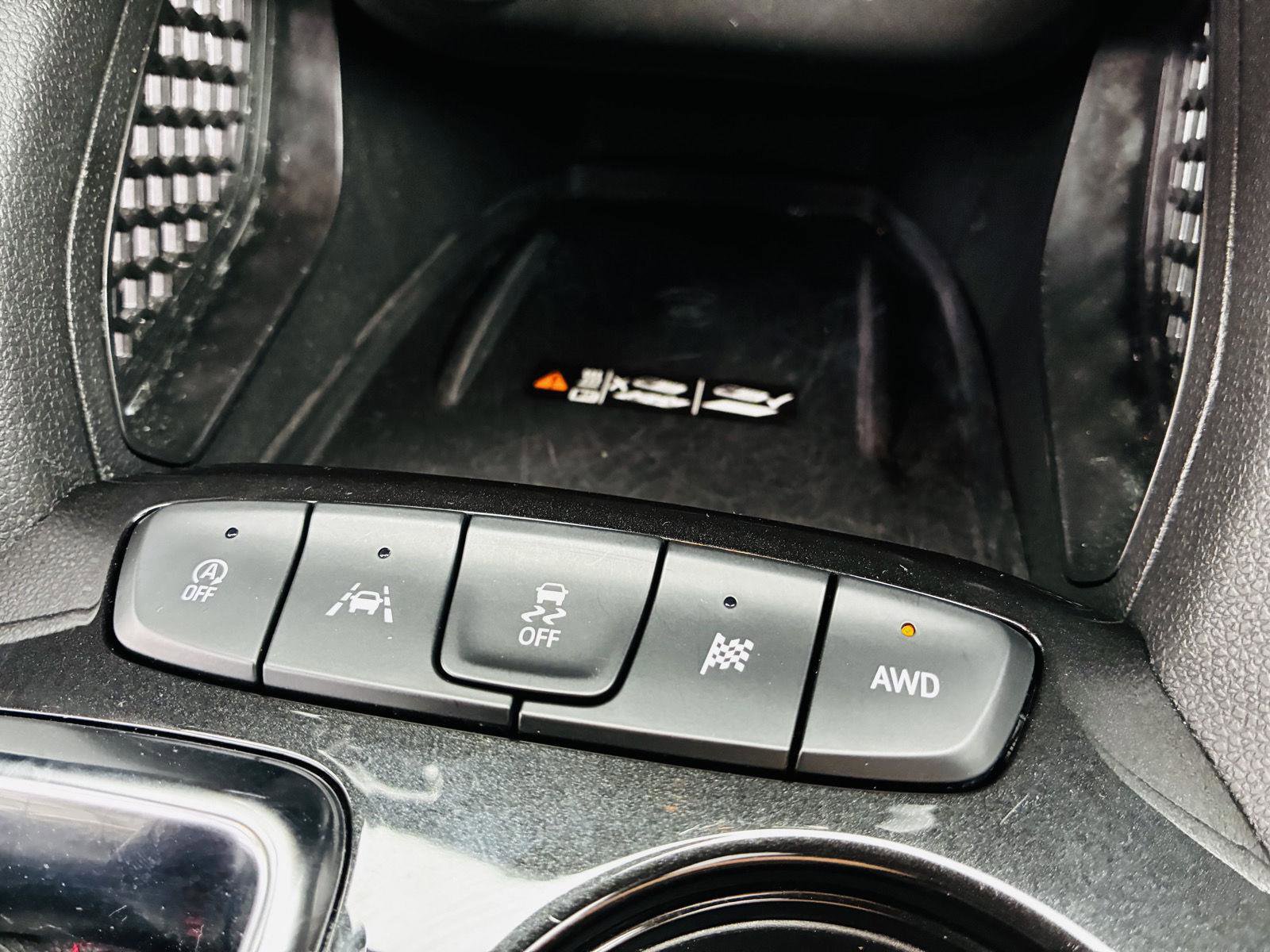 Used 2024 Chevrolet TrailBlazer RS w/ Convenience Package image 28