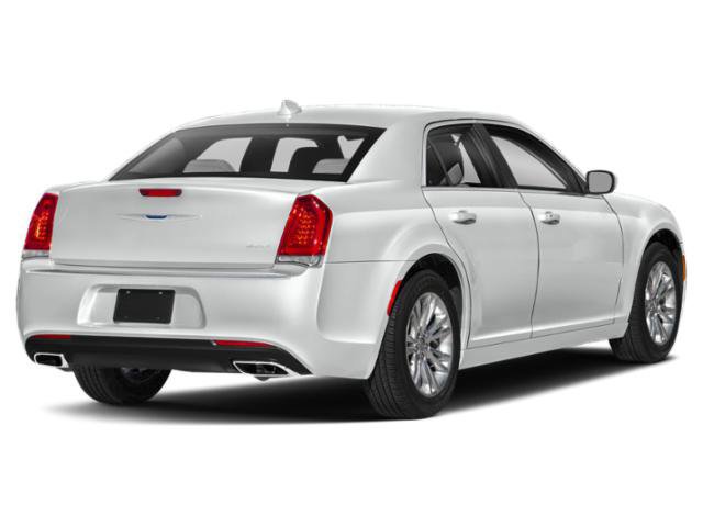 Used 2022 Chrysler 300 Touring L RWD image 2
