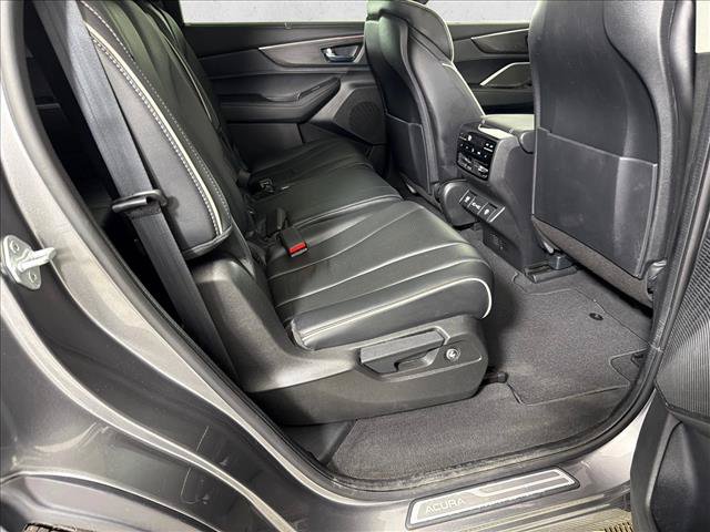 Used 2023 Acura MDX w/ Advance Package AWD/4WD image 17