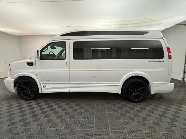 Used 2021 GMC Savana 2500 w/ Enhanced Convenience Package RWD image 15