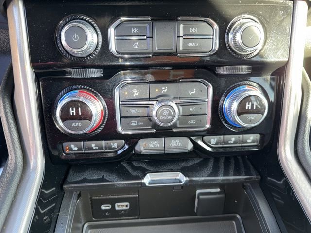 Used 2022 GMC Yukon XL Denali image 26