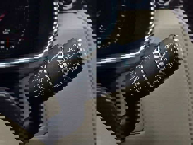 Used 2016 Land Rover Range Rover Supercharged image 33