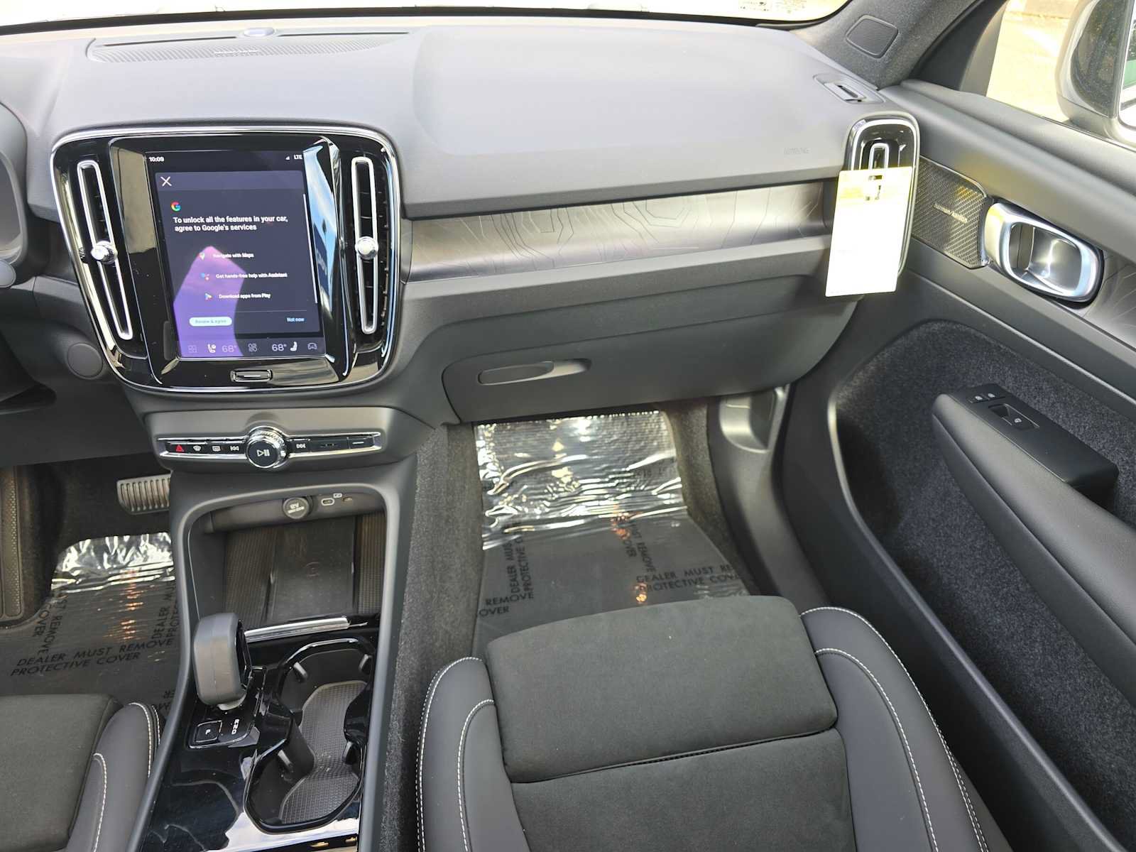 Certified 2023 Volvo C40 P8 Recharge Ultimate AWD/4WD image 19