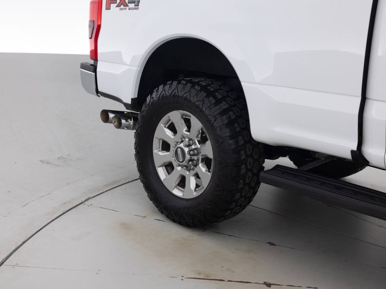 Used 2019 Ford F250 Lariat w/ Lariat Ultimate Package AWD/4WD image 21