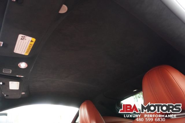 Used 2021 Aston Martin V8 Vantage Coupe image 35
