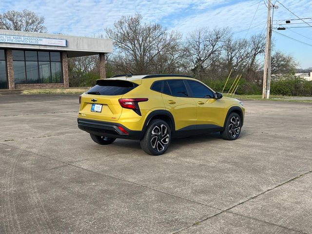 Certified 2024 Chevrolet Trax RS w/ Sunroof Package image 4