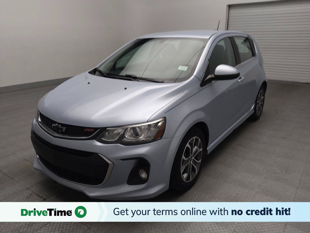 Used 2018 Chevrolet Sonic LT FWD image 1