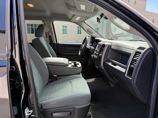 Used 2015 RAM 1500 Express AWD/4WD image 23