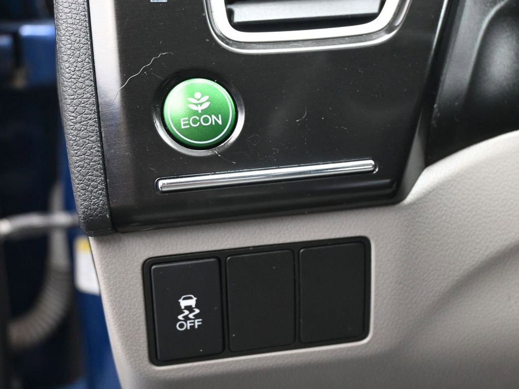Used 2013 Honda Civic LX image 9