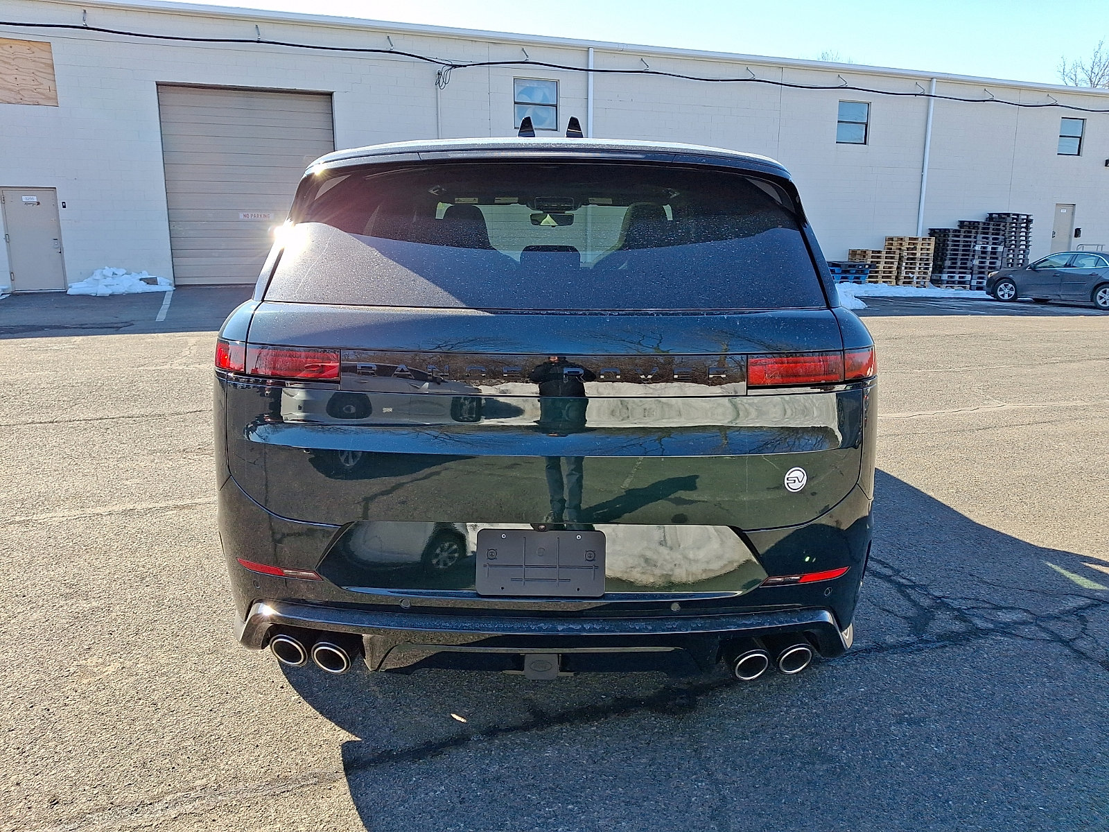 New 2026 Land Rover Range Rover Sport SV image 4