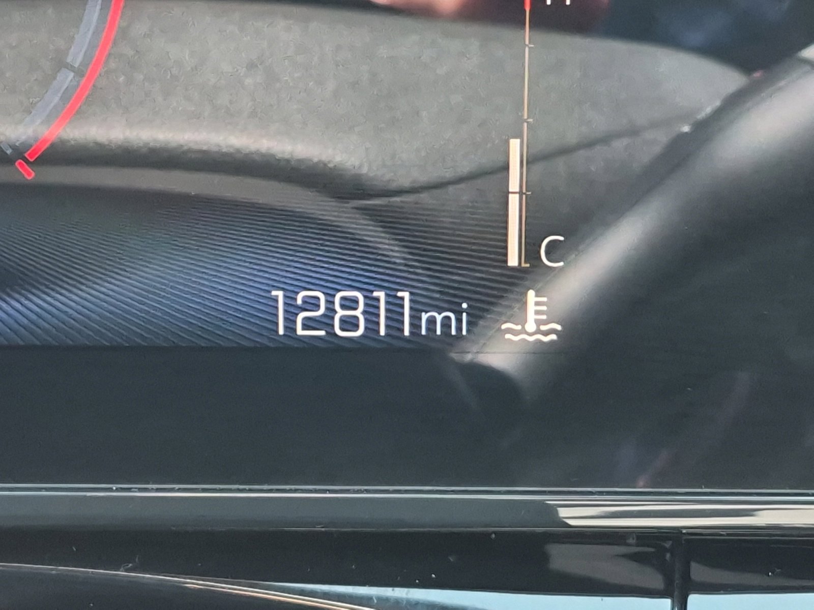 Used 2025 Chevrolet Trax RS w/ Sunroof Package FWD video 2