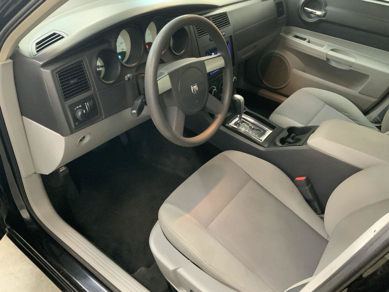 Used 2007 Dodge Charger RWD image 4
