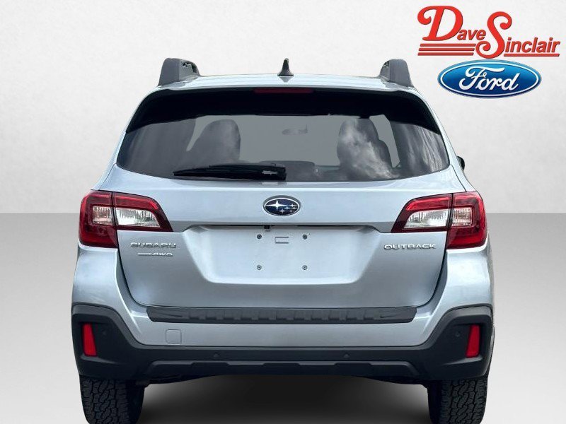 Used 2018 Subaru Outback 2.5i Limited image 8