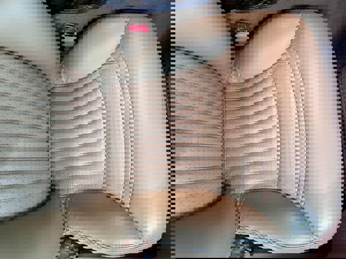 Used 2000 Chevrolet Corvette Coupe w/ Memory Pkg image 20