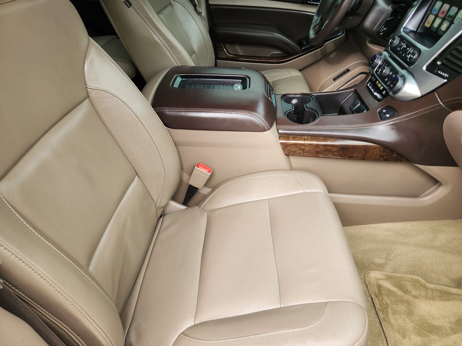 Used 2016 Chevrolet Tahoe LT RWD image 15