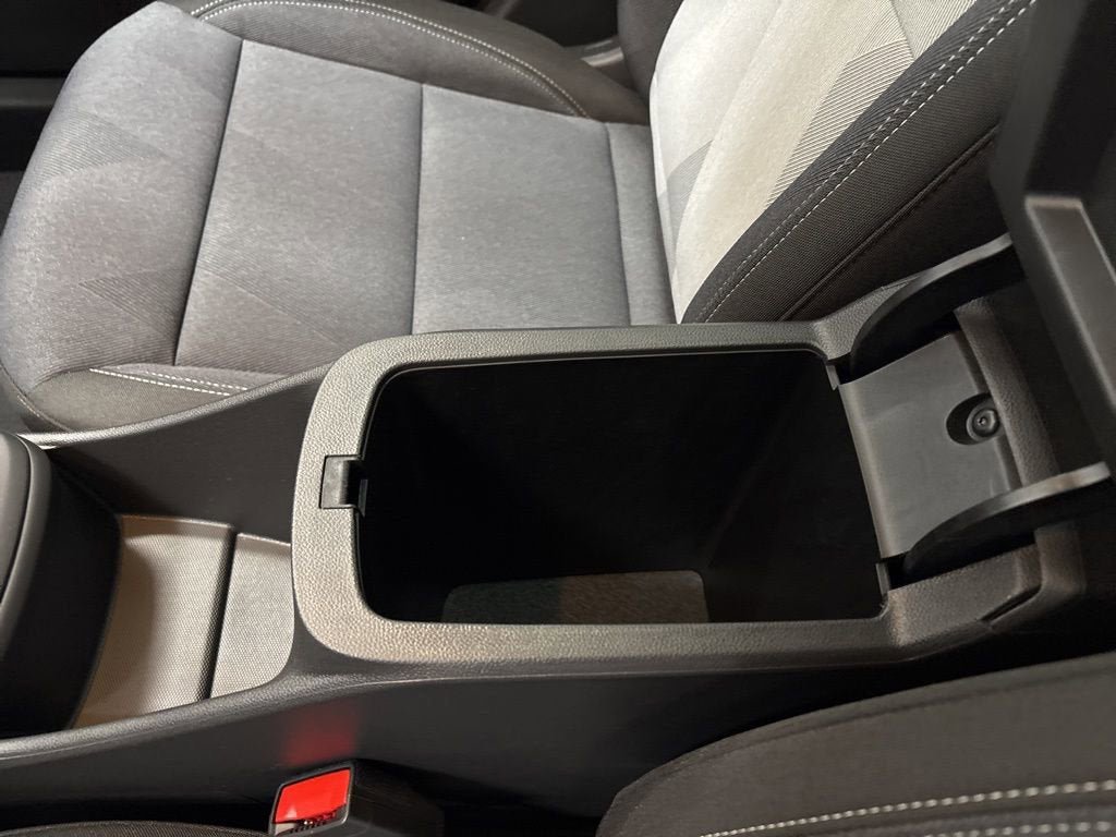 New 2026 Chevrolet Trax RS w/ Sunroof Package FWD image 18