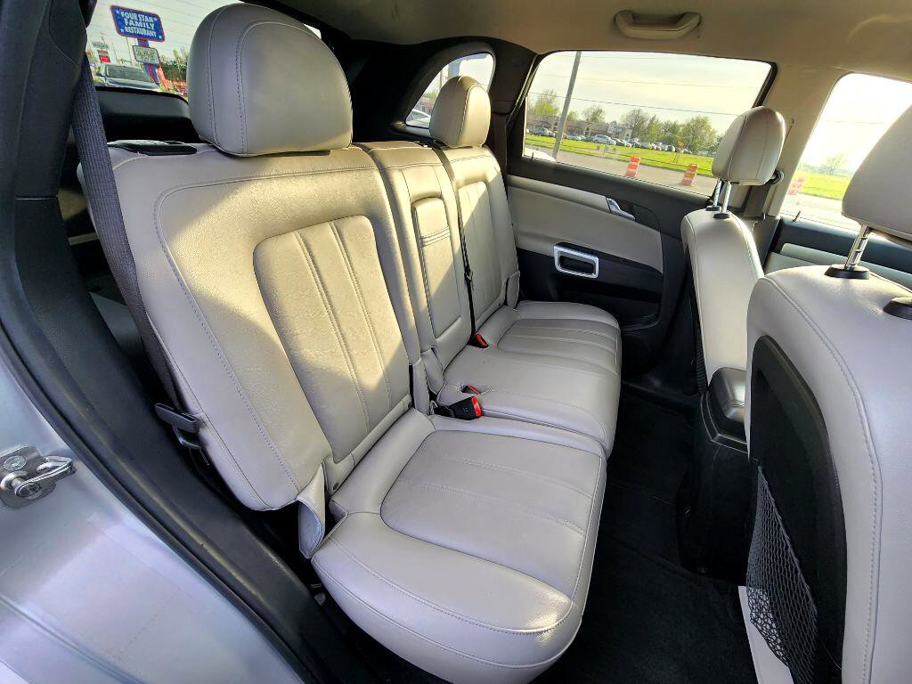 Used 2012 Chevrolet Captiva Sport LT w/ Convenience Package image 21