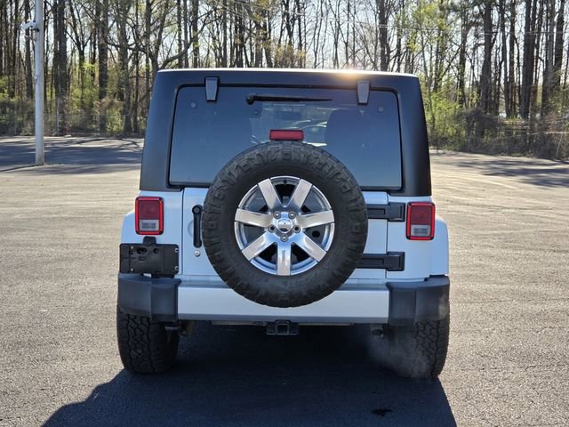 Used 2017 Jeep Wrangler Unlimited Sahara w/ Connectivity Group image 10