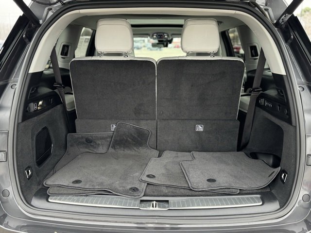 Used 2021 Jeep Grand Cherokee L Overland w/ Luxury Tech Group IV image 46