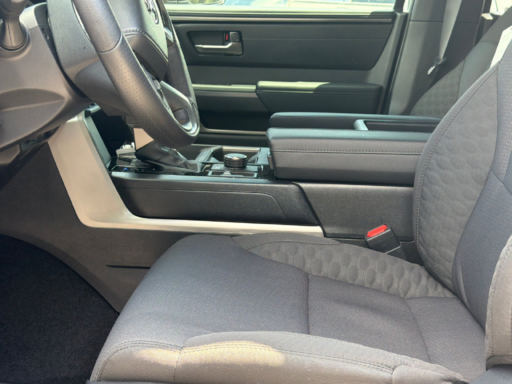 New 2026 Toyota Tundra SR5 w/ SR5 Convenience Package AWD/4WD image 11