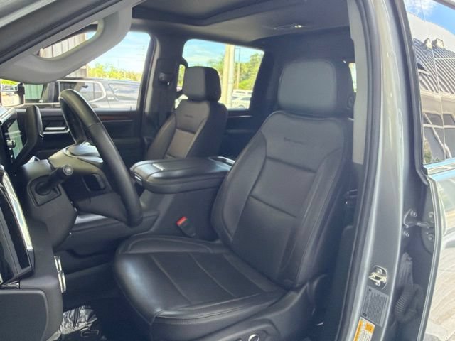 Used 2025 GMC Sierra 2500 Denali w/ Denali Reserve Package AWD/4WD image 17