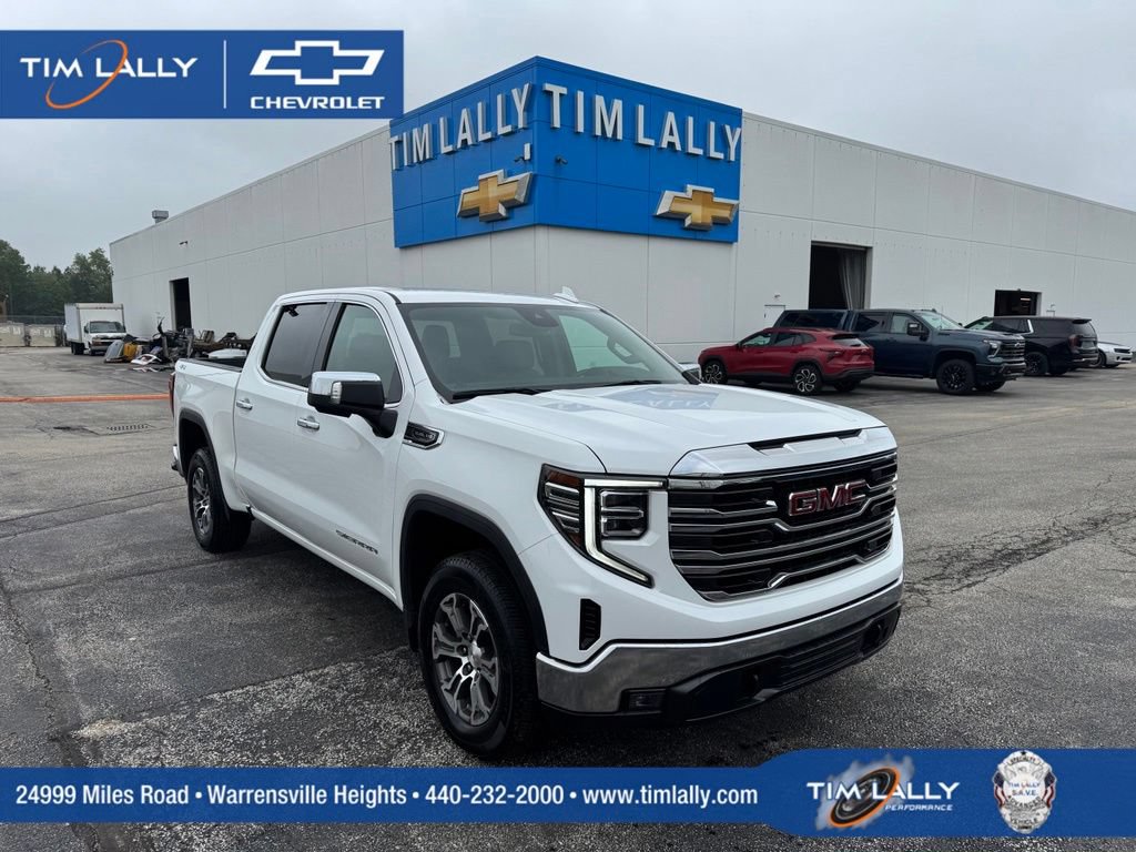 Used 2026 GMC Sierra 1500 SLT AWD/4WD image 1