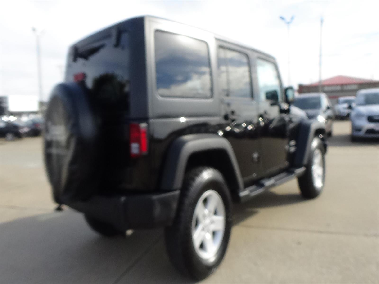 Used 2017 Jeep Wrangler Unlimited Sport w/ Quick Order Package 24S AWD/4WD image 6