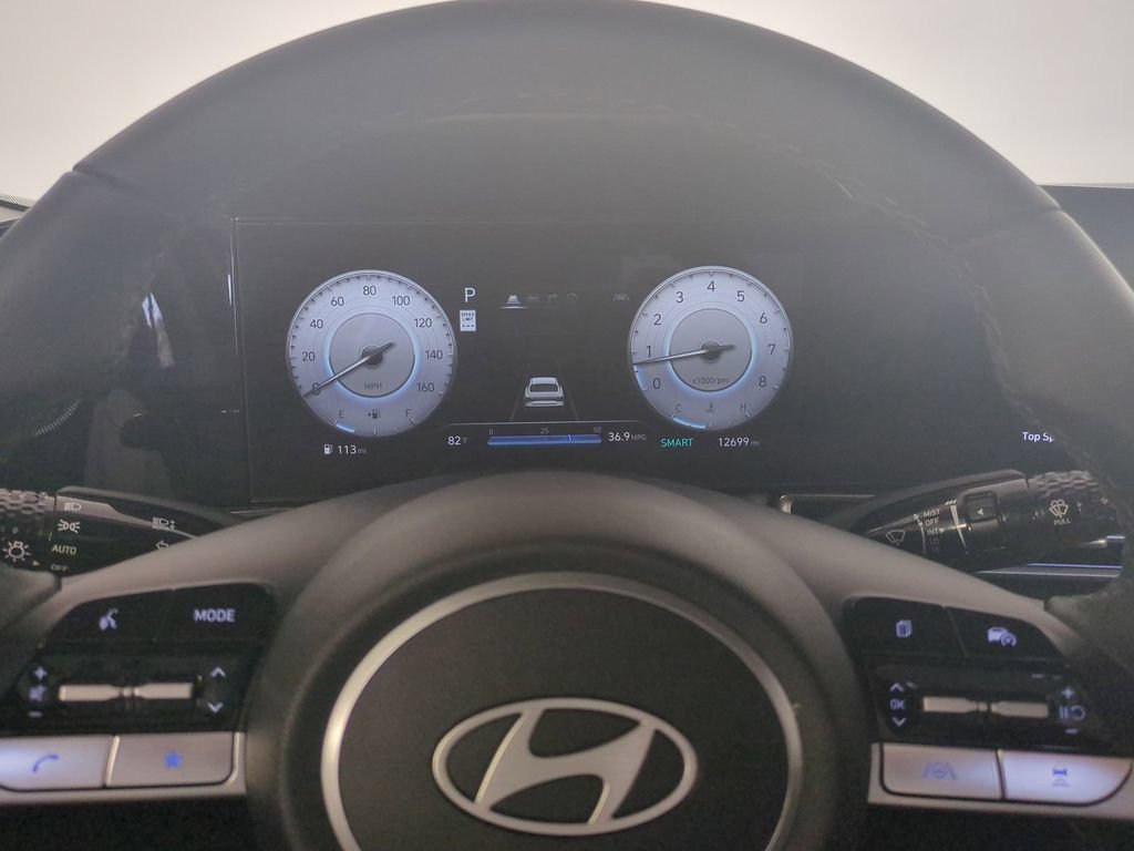 Used 2024 Hyundai Elantra SEL w/ Convenience Package FWD image 32