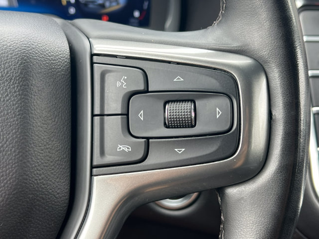 Used 2023 Chevrolet Suburban LT AWD/4WD image 26