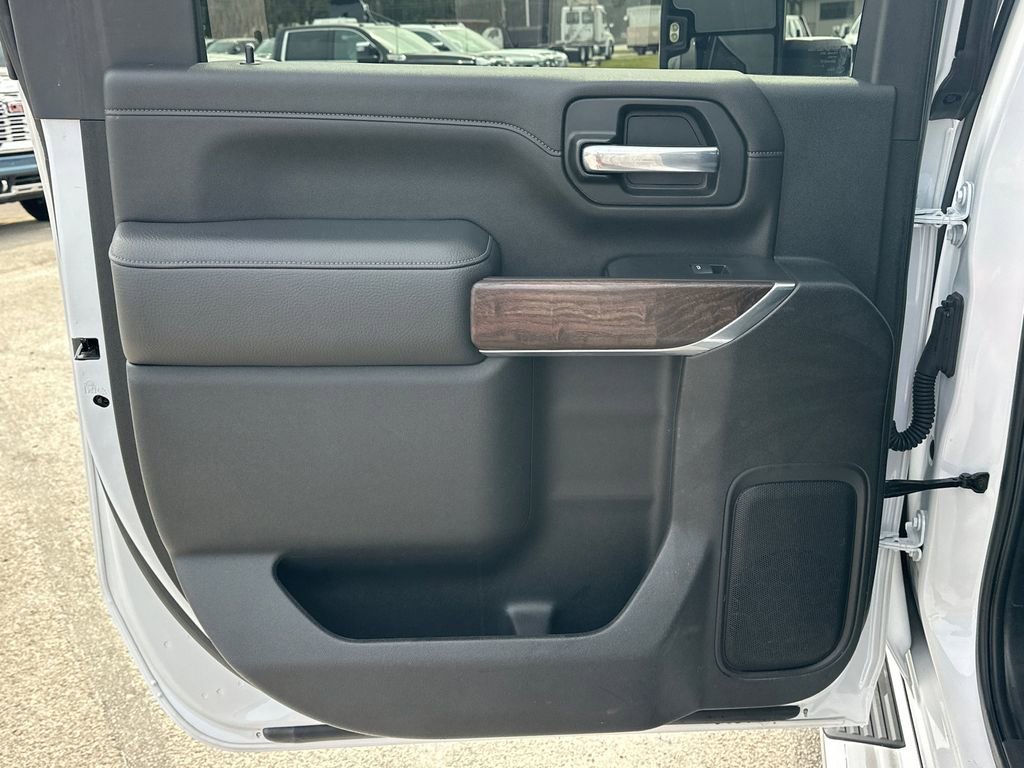 Used 2020 GMC Sierra 2500 Denali w/ Denali Ultimate Package image 22