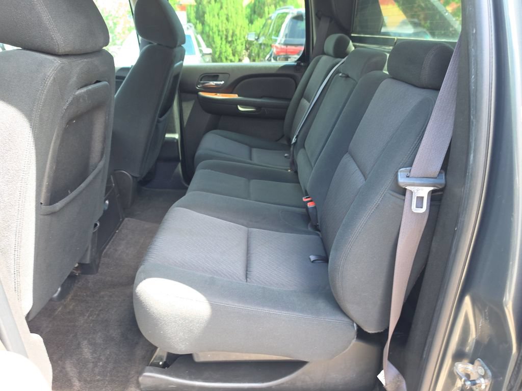 Used 2011 Chevrolet Avalanche LT AWD/4WD image 22