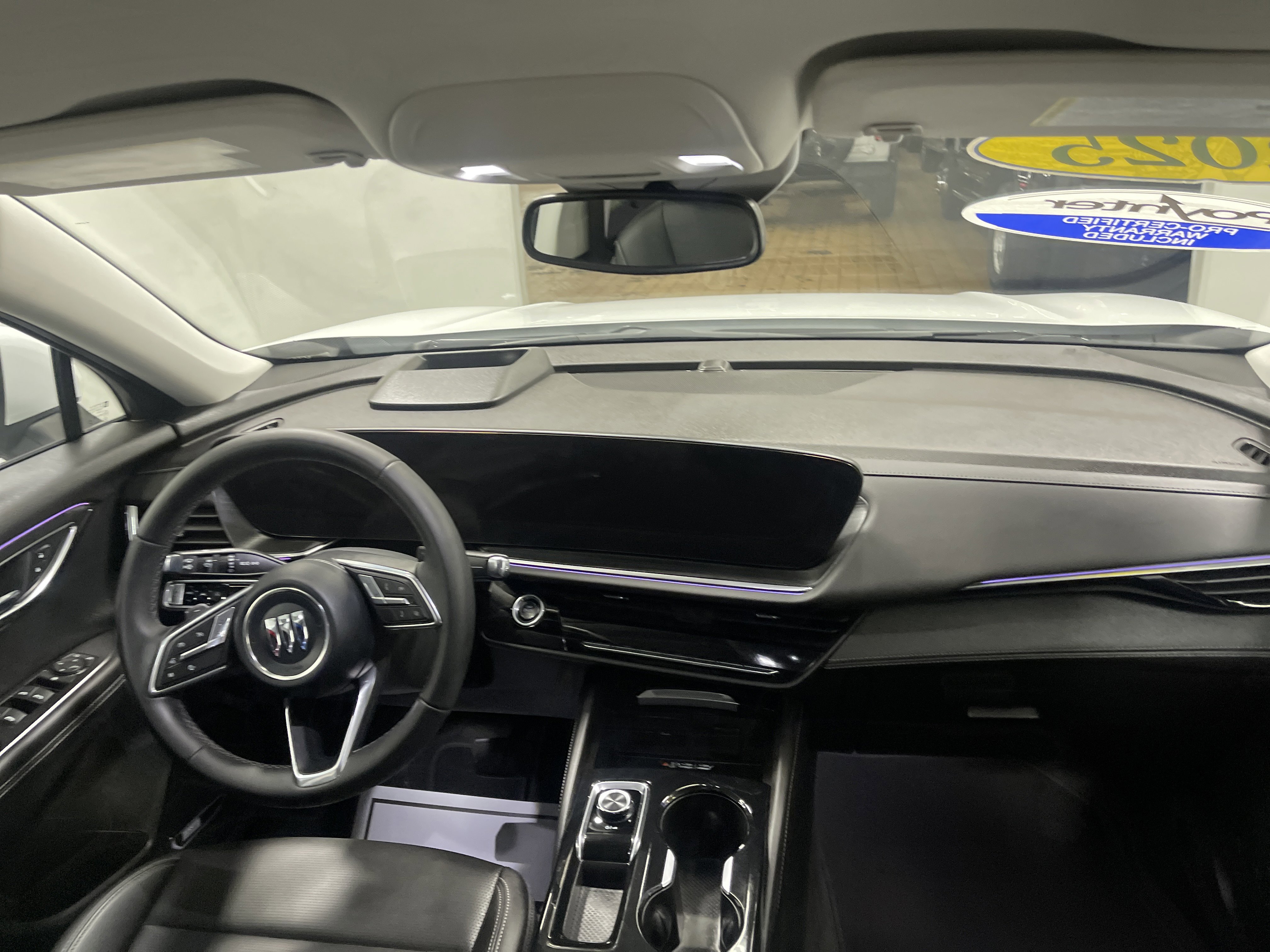 Used 2025 Buick Envision Preferred image 23