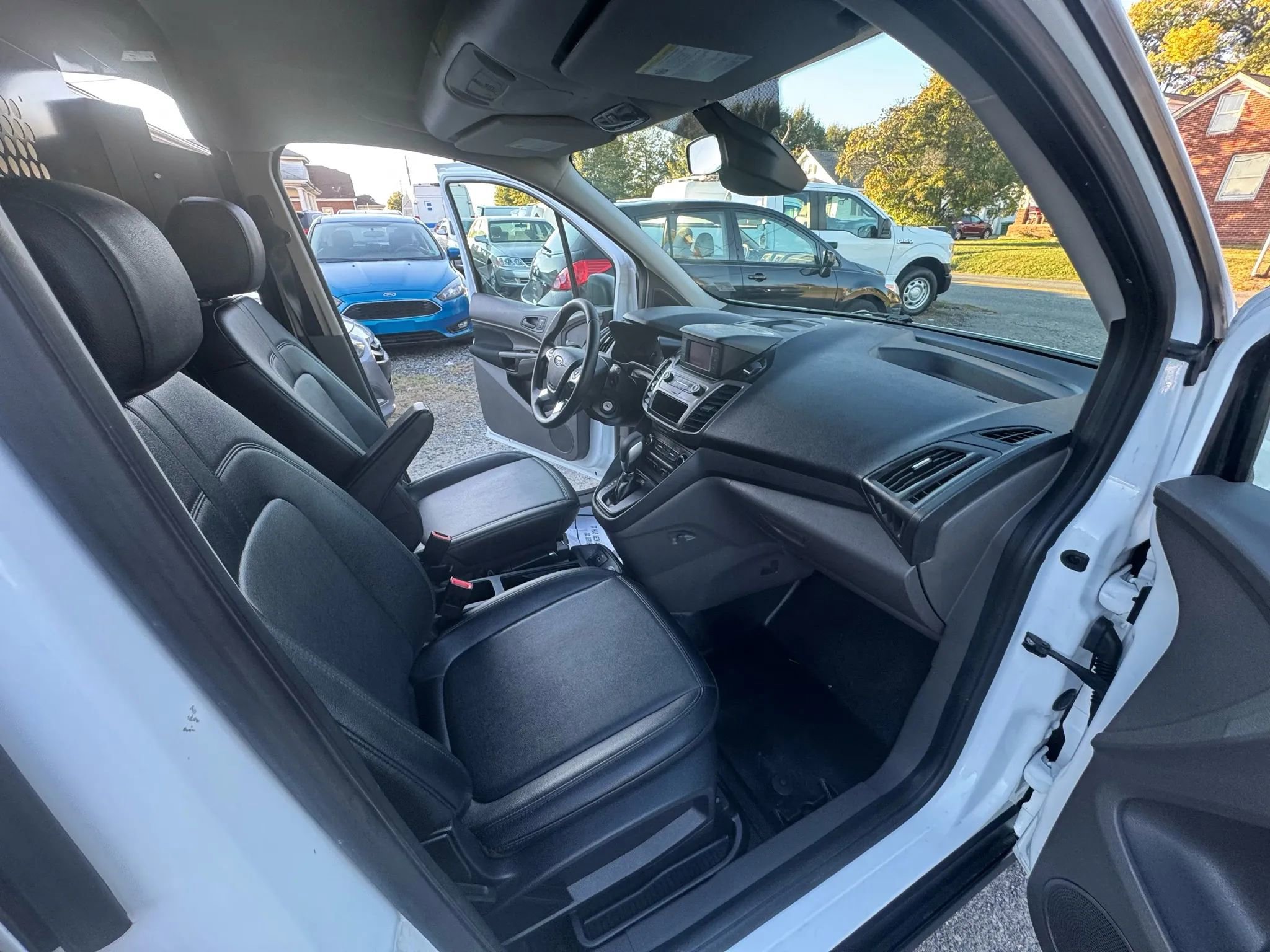 Used 2019 Ford Transit Connect XL FWD image 33