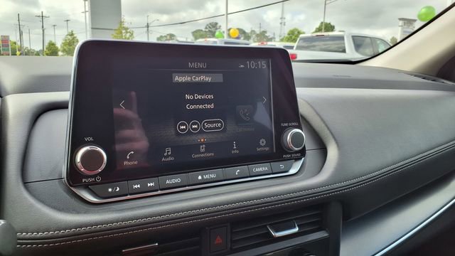 Used 2025 Nissan Rogue SV AWD/4WD image 25