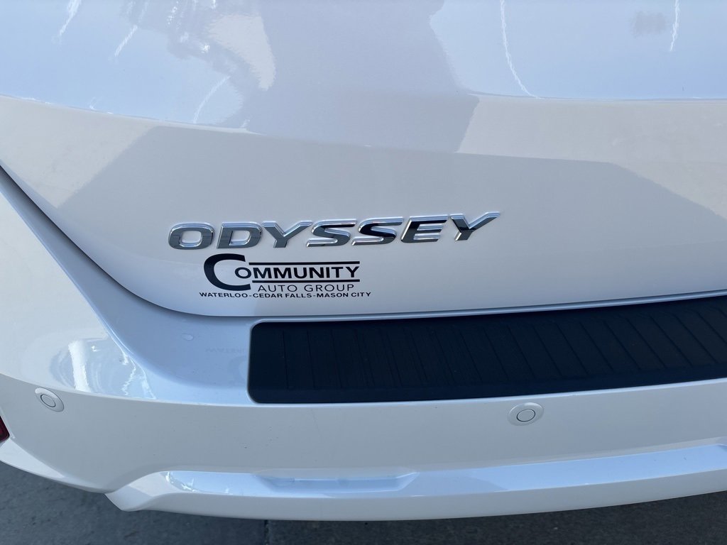 New 2026 Honda Odyssey Touring image 16