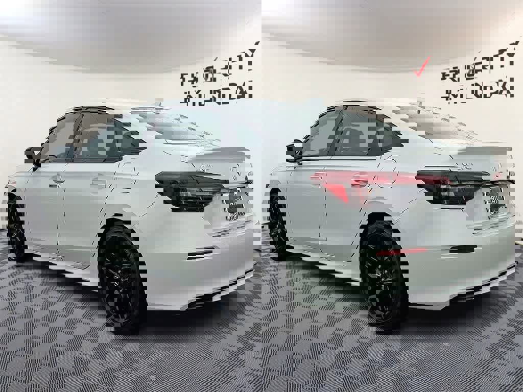 Used 2025 Honda Civic Sport image 6