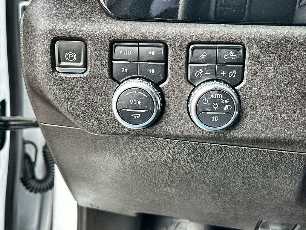 Certified 2024 GMC Sierra 3500 SLT w/ SLT Premium Package image 18