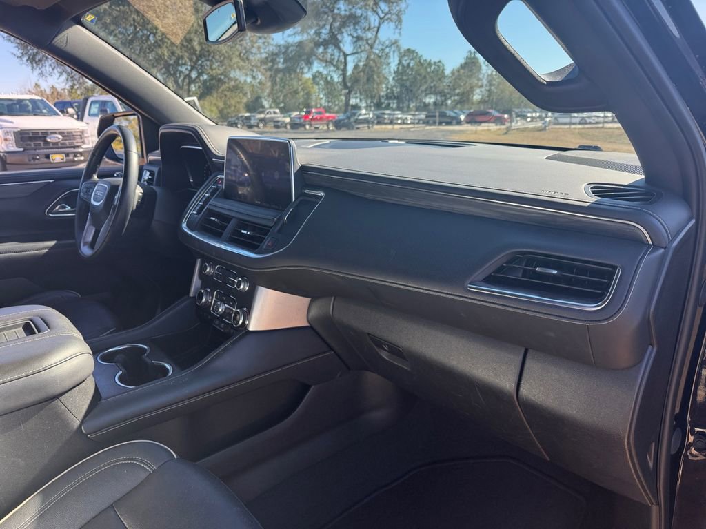 Used 2023 GMC Yukon SLT image 19