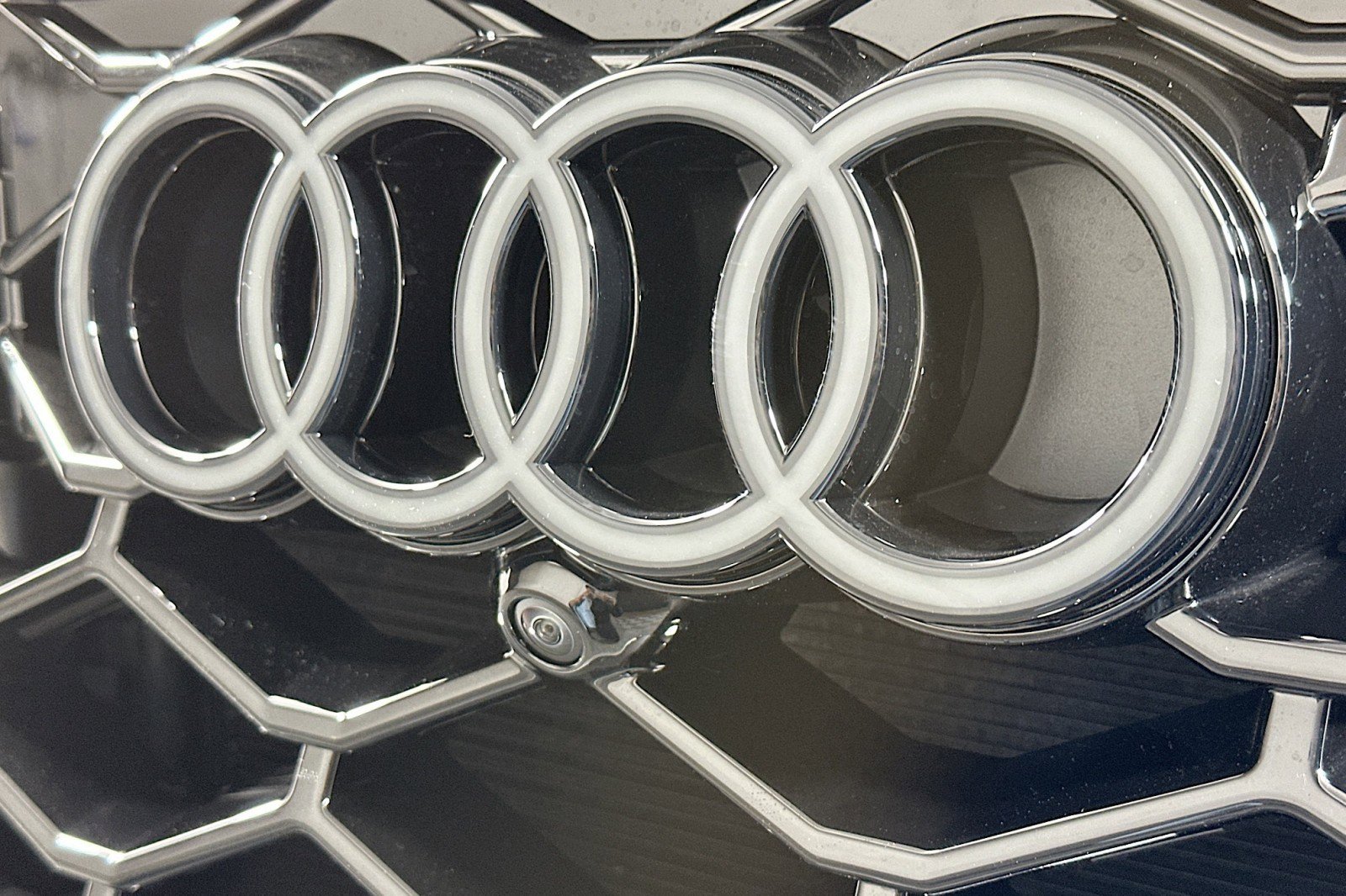New 2026 Audi RS Q8 performance image 14