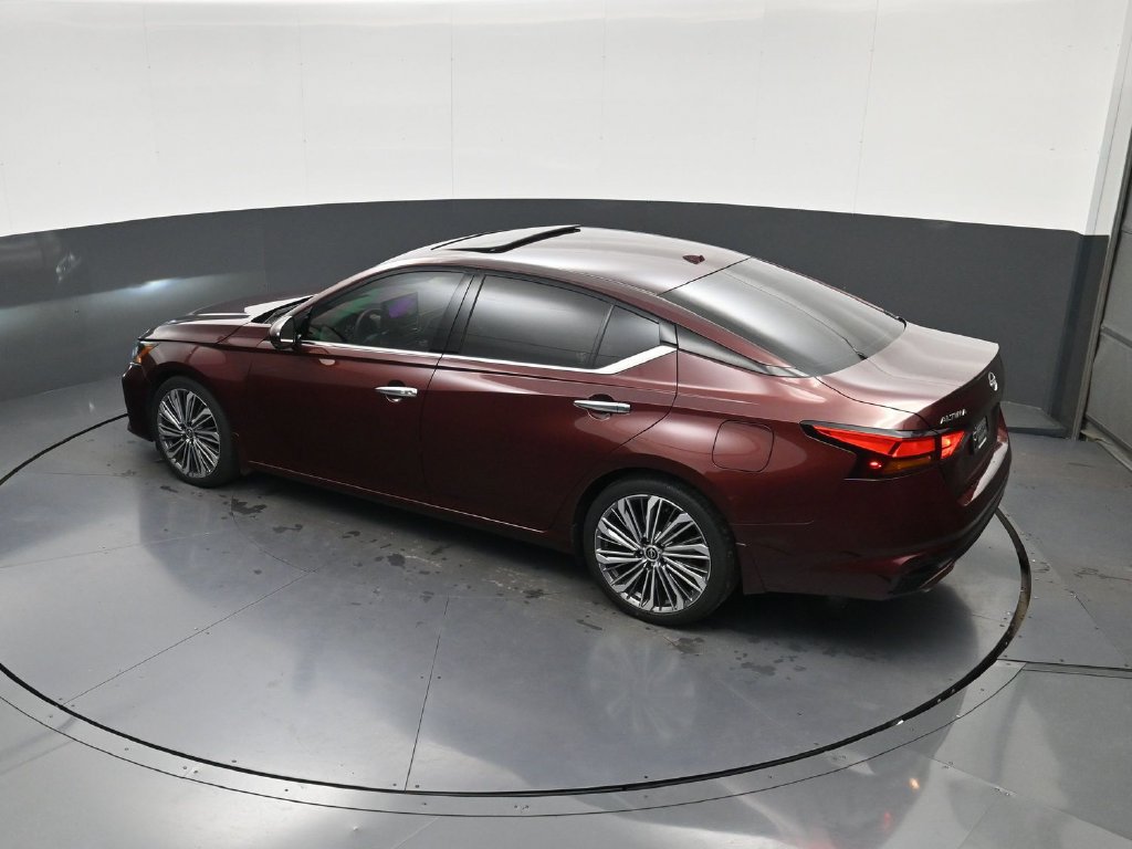 Certified 2024 Nissan Altima 2.5 SL FWD image 31
