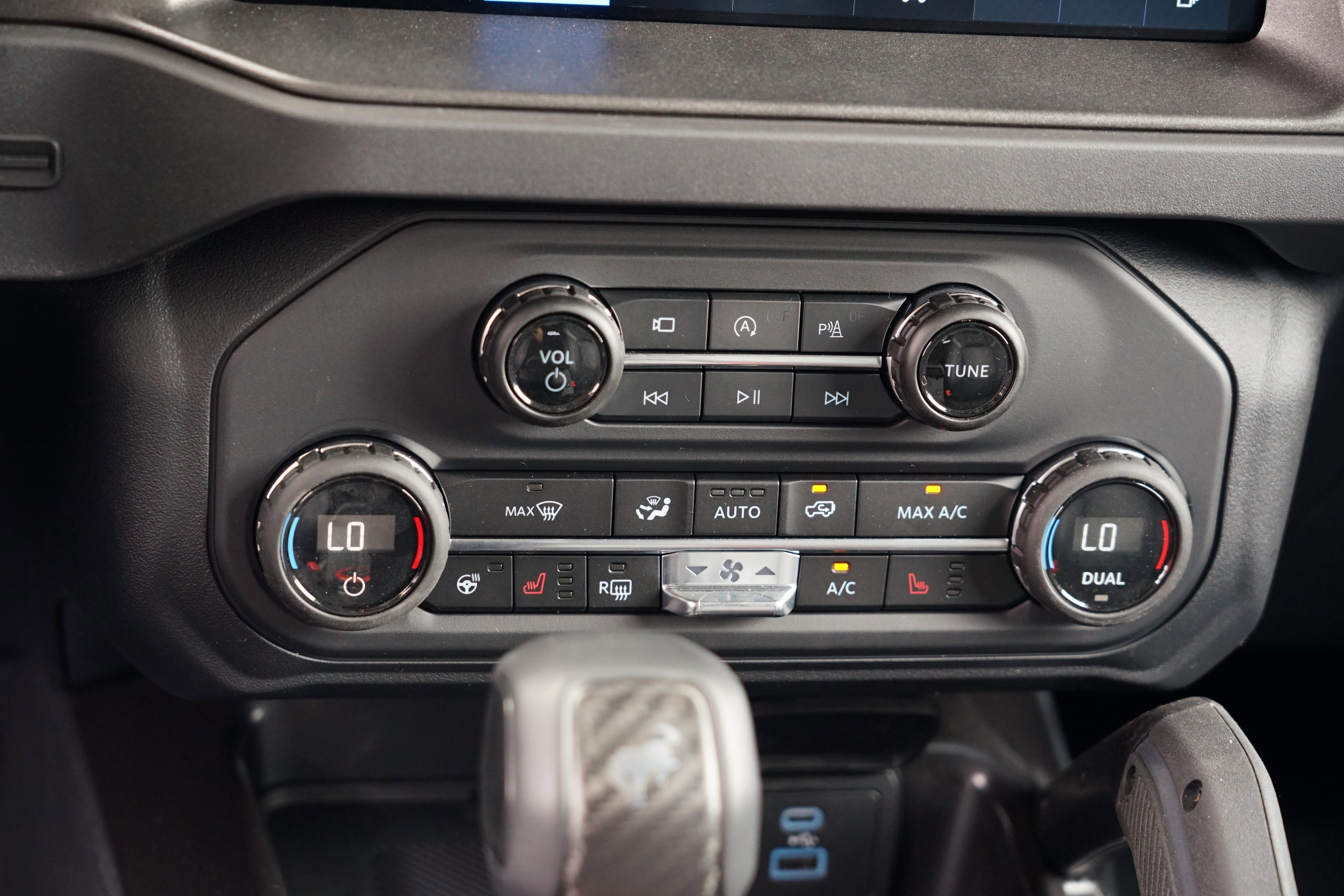 New 2025 Ford Bronco Raptor image 25