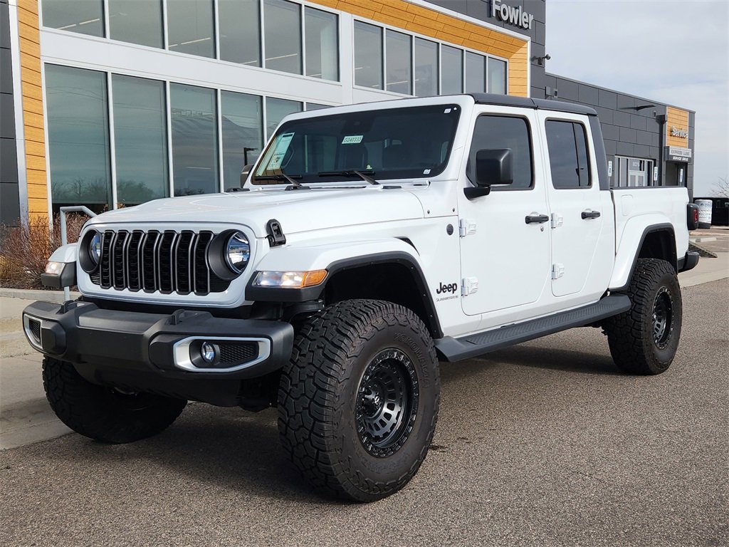 New 2024 Jeep Gladiator Sport video 1