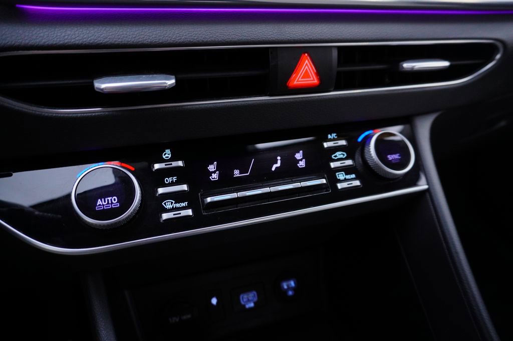 Used 2021 Hyundai Sonata Limited image 17