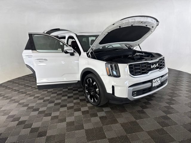 Certified 2024 Kia Telluride SX w/ Towing Package AWD/4WD image 14